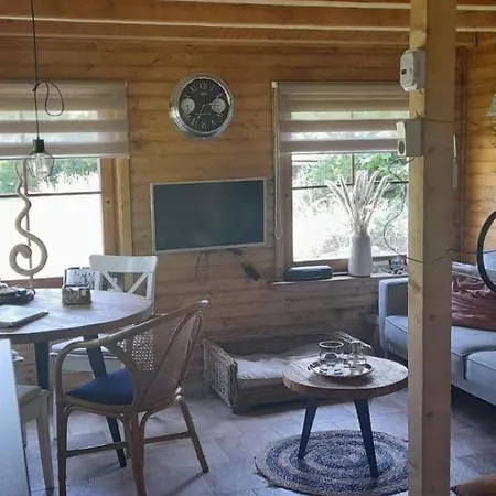 公寓 Green Village House *